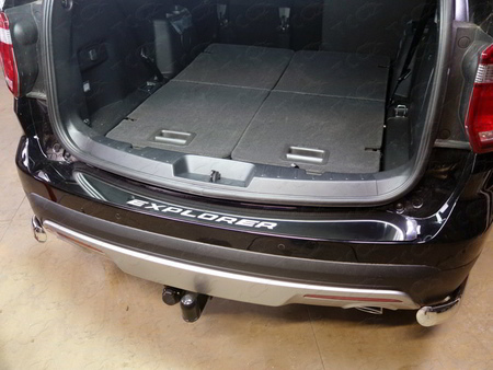 Накладки на задний бампер (лист зеркальный с надписью Explorer) Ford Explorer (2016-2019) FOREXPL16-28