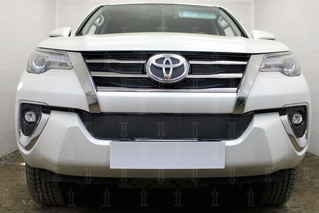 Защита радиатора Premium Toyota Fortuner (2017-2021) 