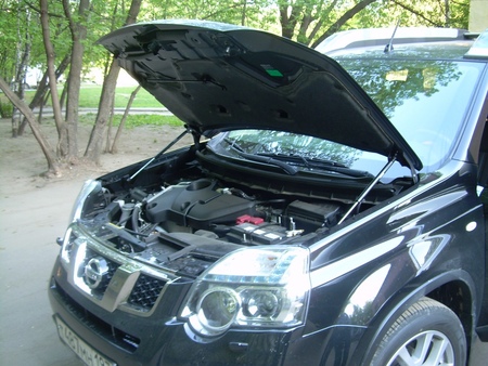 Амортизатор капота (упор) Nissan X-Trail (2007-2014) KU-NI-XT31-00